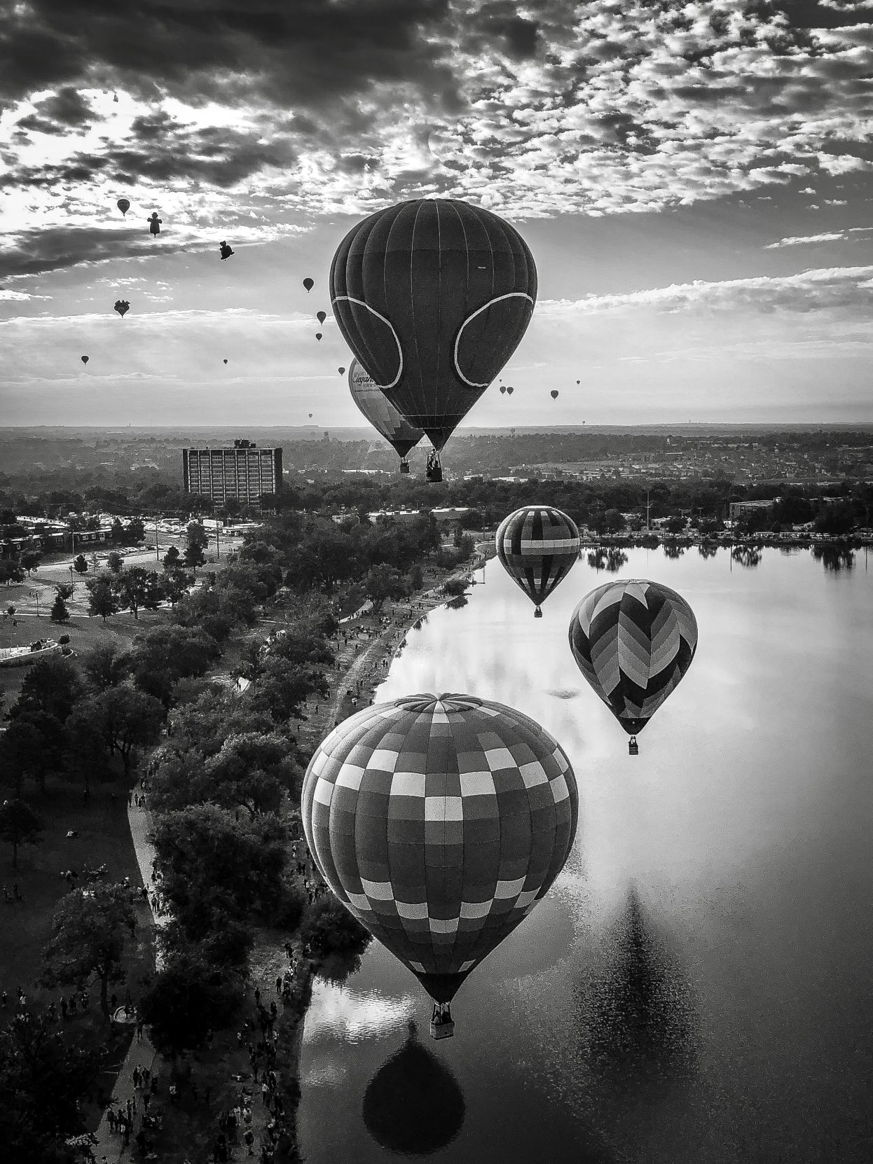 Spencer's Balloons 02 .JPG